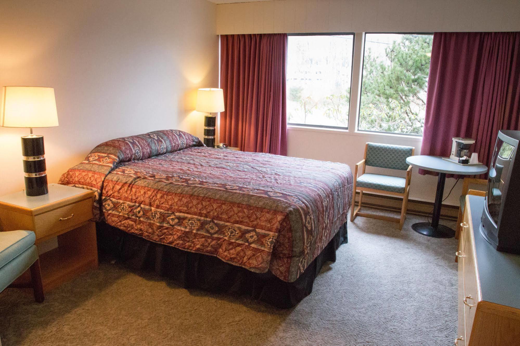 Providence Place Inn พอร์ต ฮาร์ดี ภายนอก รูปภาพ