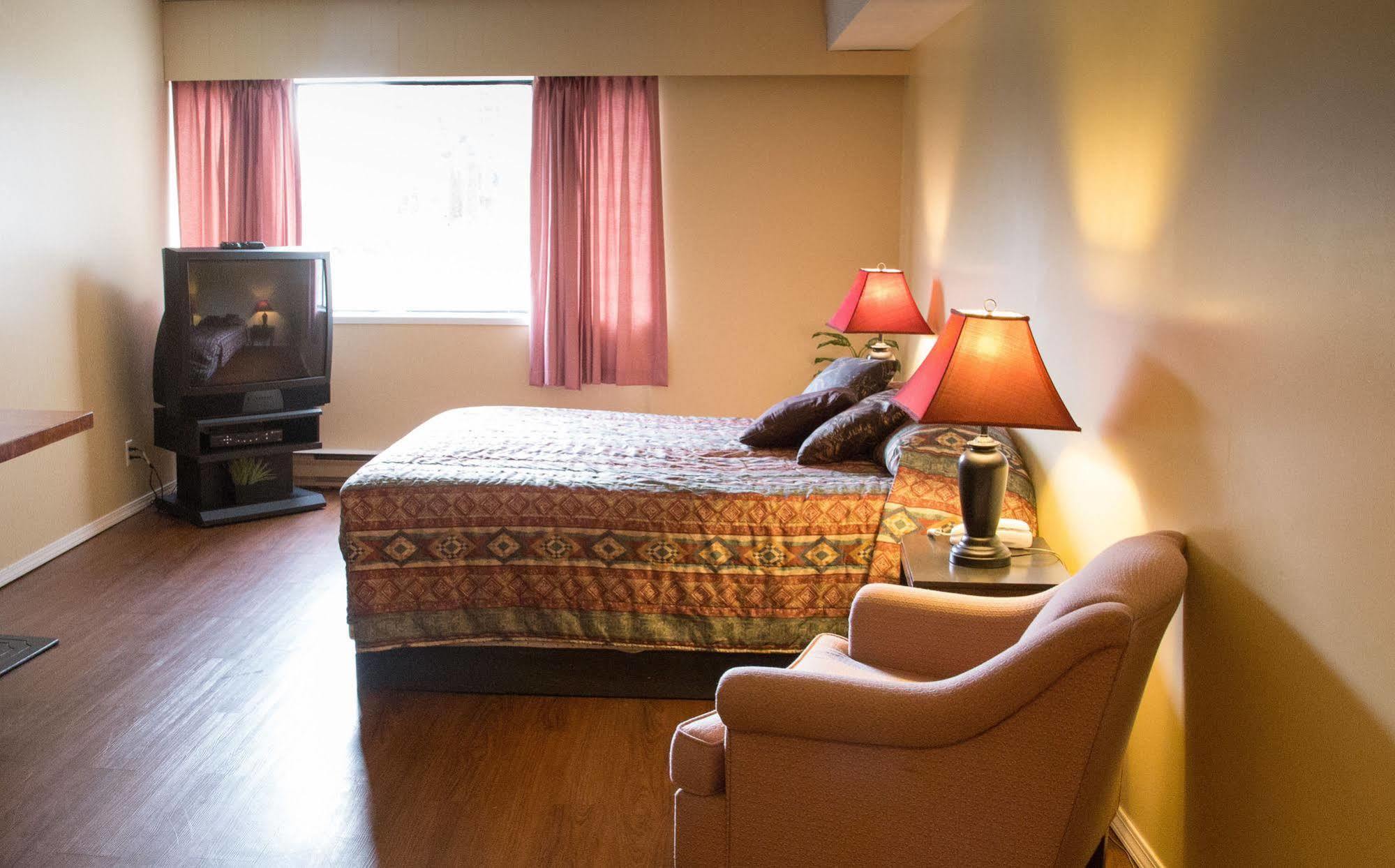 Providence Place Inn พอร์ต ฮาร์ดี ภายนอก รูปภาพ