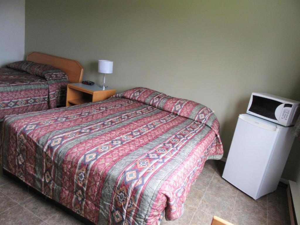 Providence Place Inn พอร์ต ฮาร์ดี ภายนอก รูปภาพ